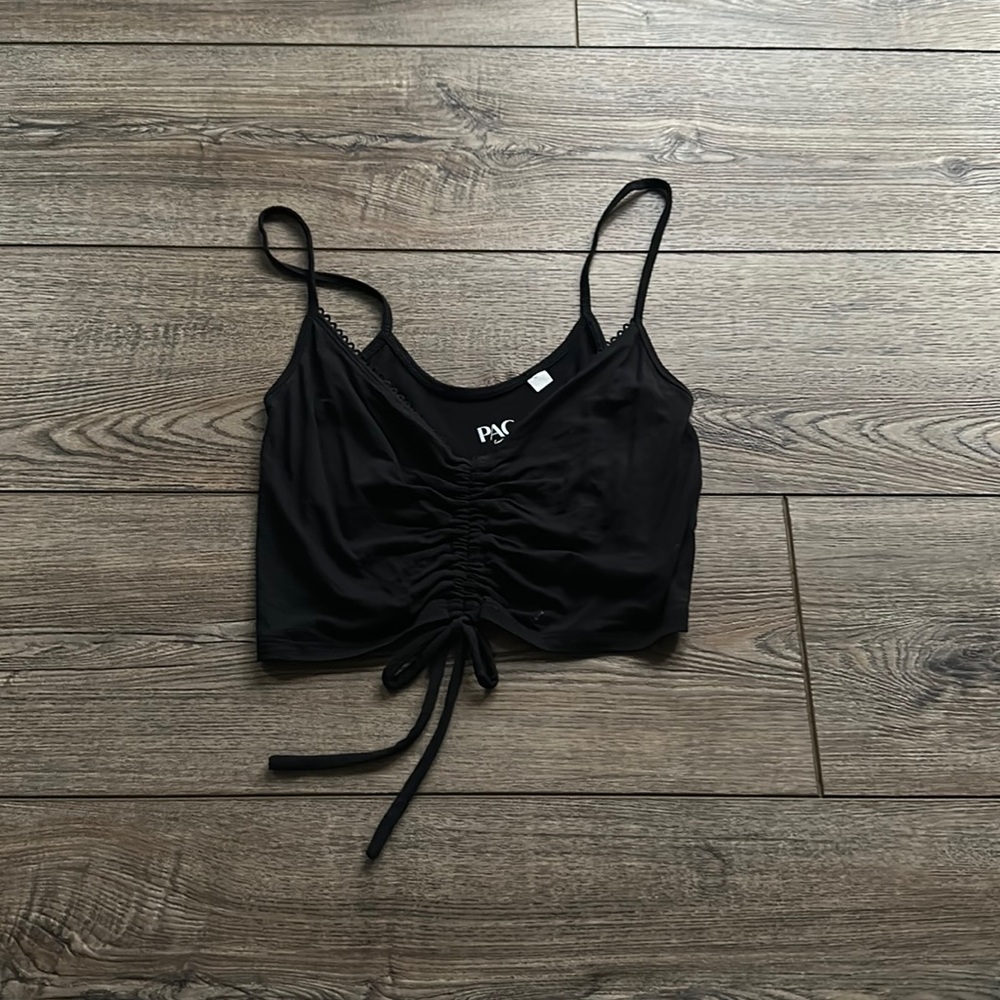 Small black PacSun tank